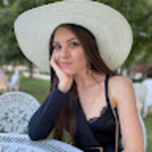 Meet your Posher, Rita